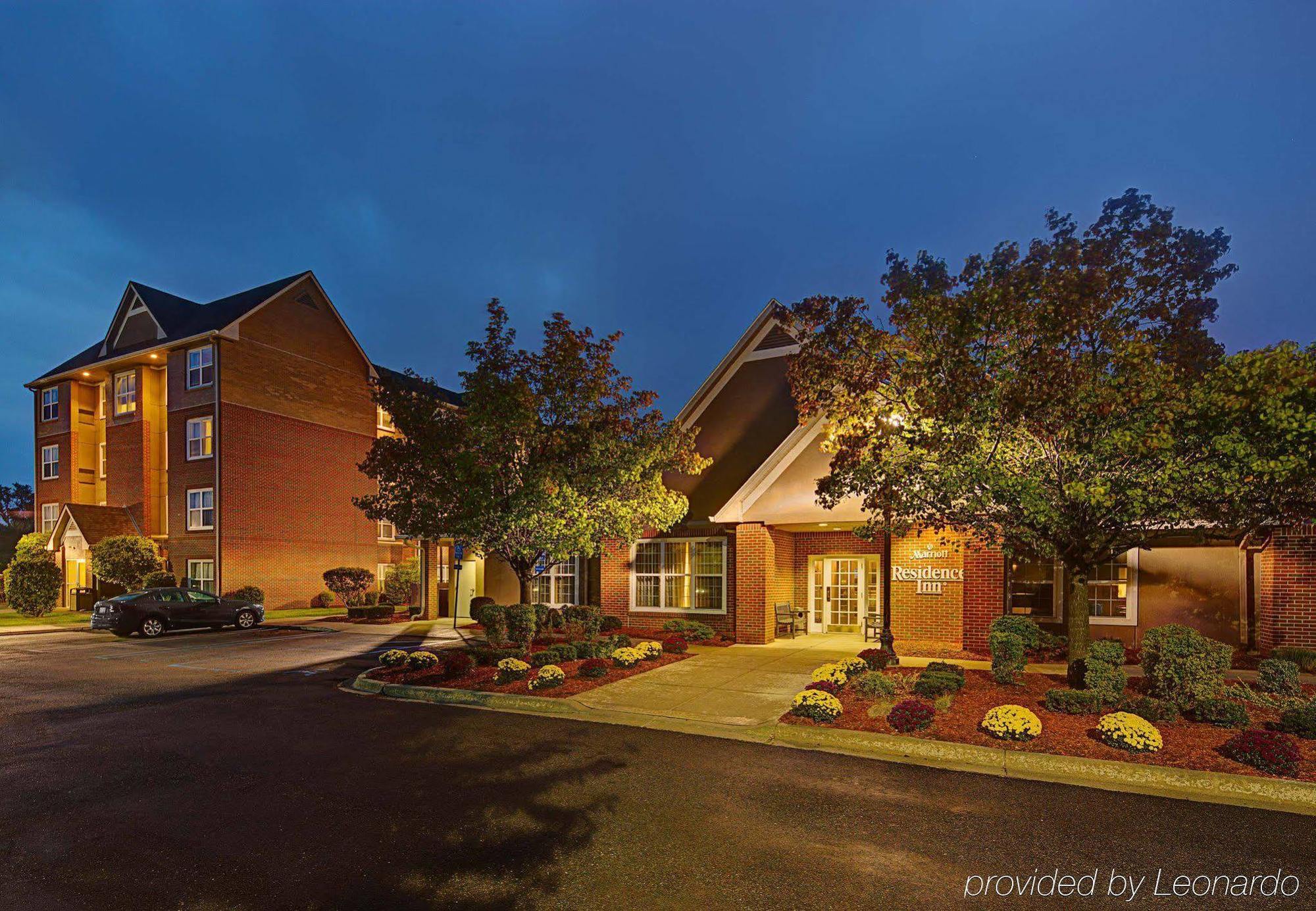 Residence Inn By Marriott Detroit Livonia Exterior photo